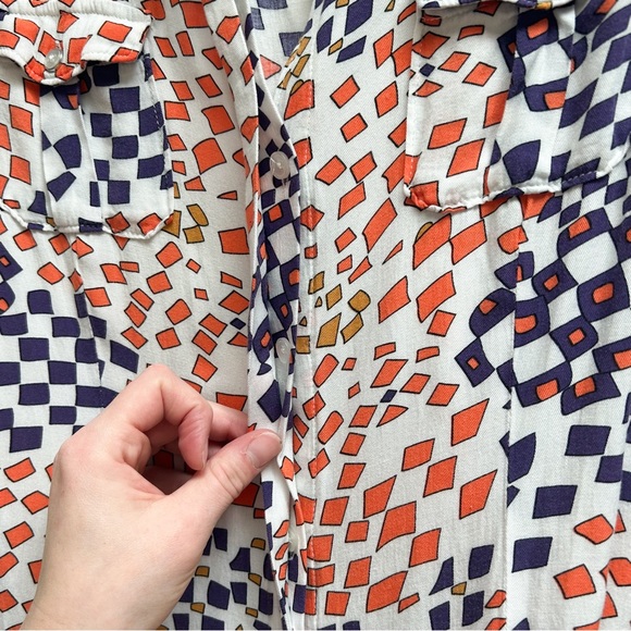 CAbi Grand Prix Geometric Button Blouse Style #404 MEDIUM 3/4 tab sleeve - Picture 6 of 9